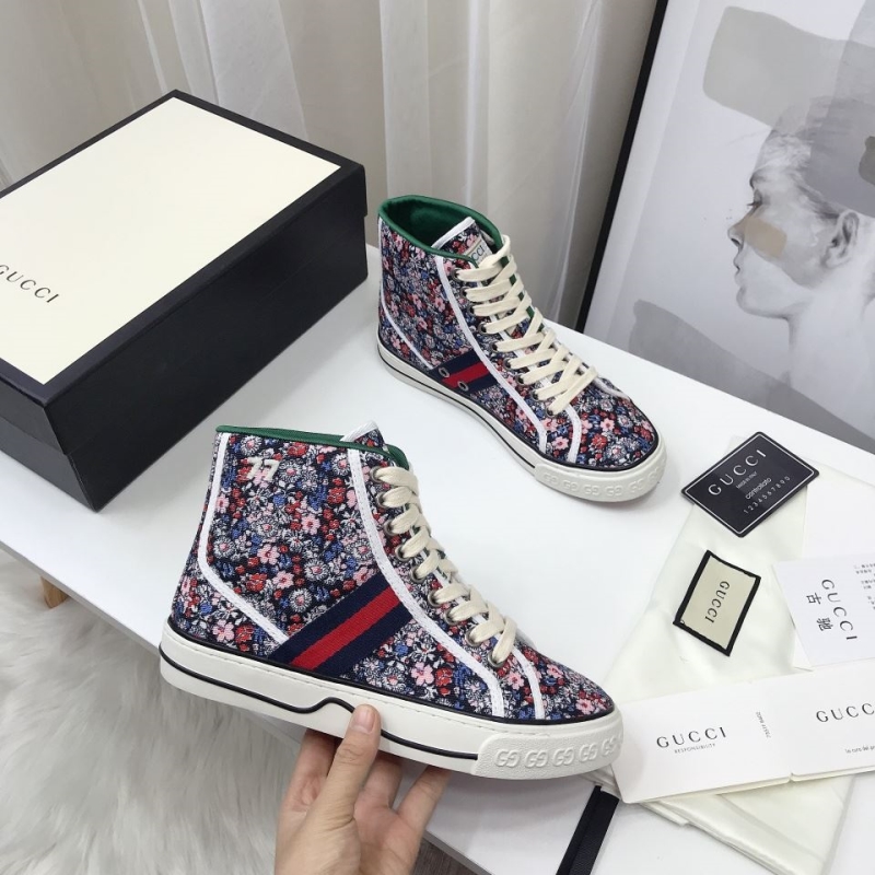 Gucci Casual Shoes